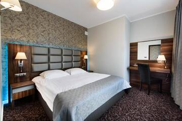 Фото номера Апартаменты Делюкс Отель Hotel Nowy Dwór г. Тшебница 10